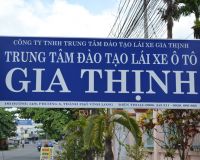 Trường dạy lái xe Gia Thịnh